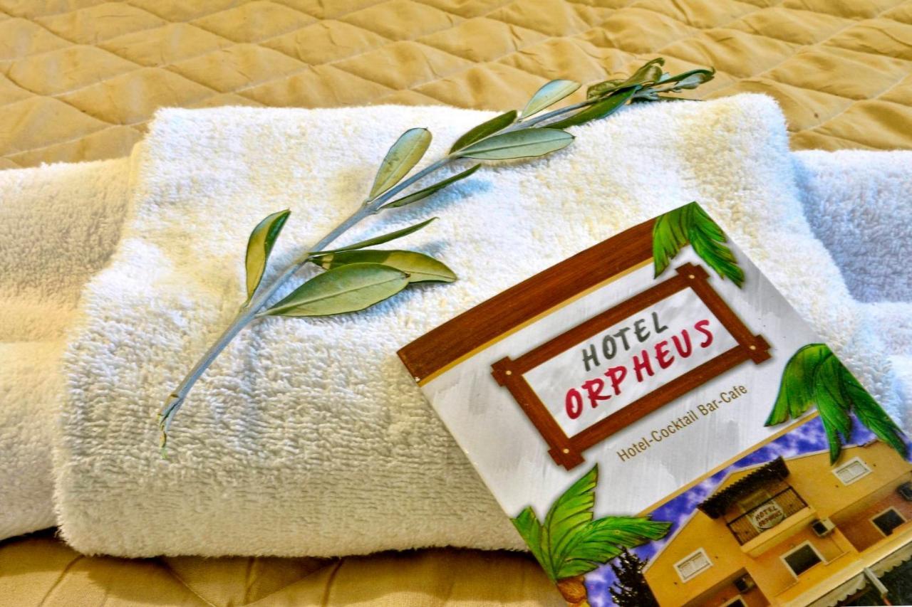 Hotel Orpheus ゴウヴィア エクステリア 写真
